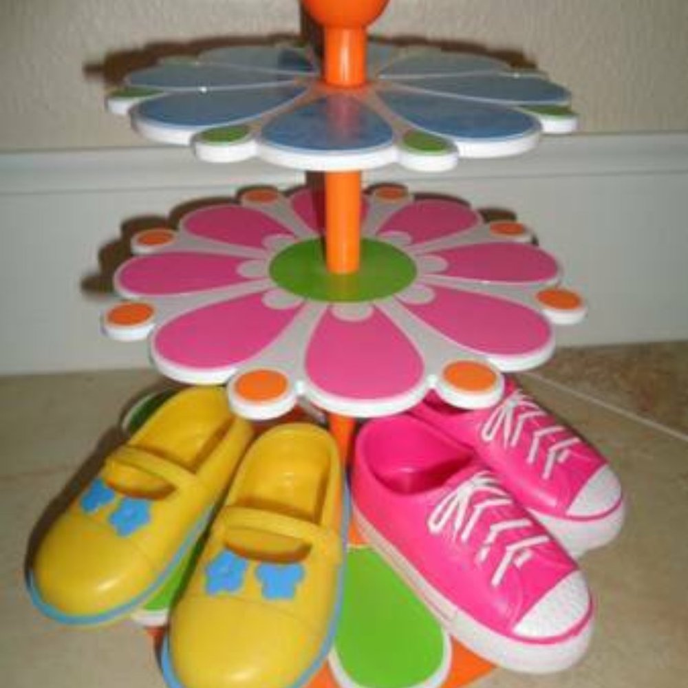 18" Doll Shoe Carousel